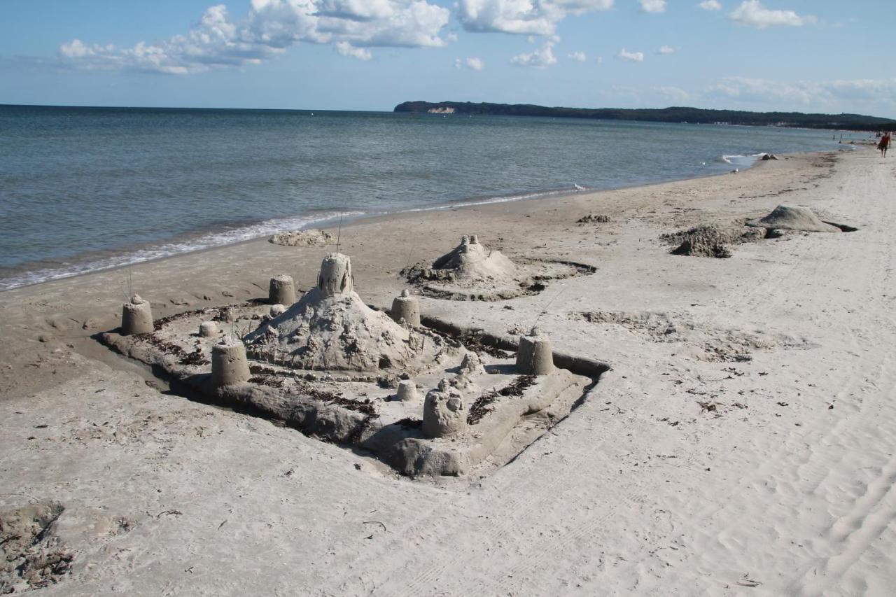 Bruchbude Mit Meerblick Binz Exterior foto